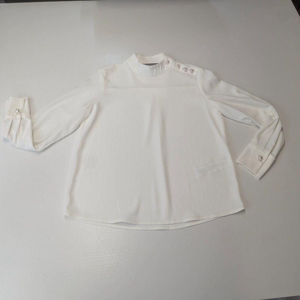 Zara Basic Collection Size Medium Off White Blouse - image 11